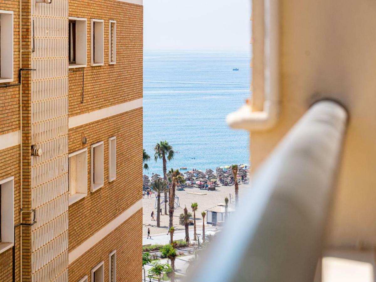 Апартаменты Malagueta Sunny Deluxe Малага Экстерьер фото
